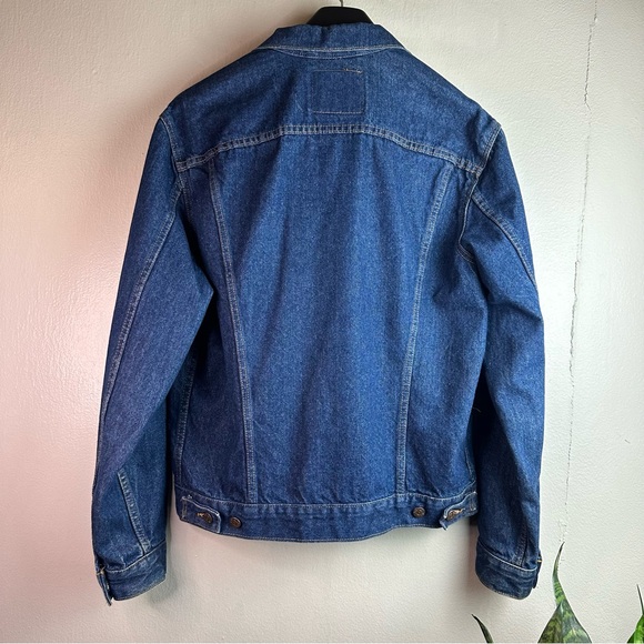 Levi Strauss & Co. Vintage Denim Trucker Jacket Sz 42 - Picture 4 of 12